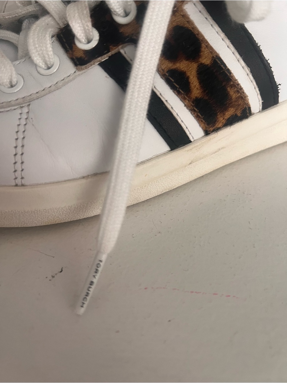 Authentic Tory Burch shoes w/ dust bag - Picture 3 of 12